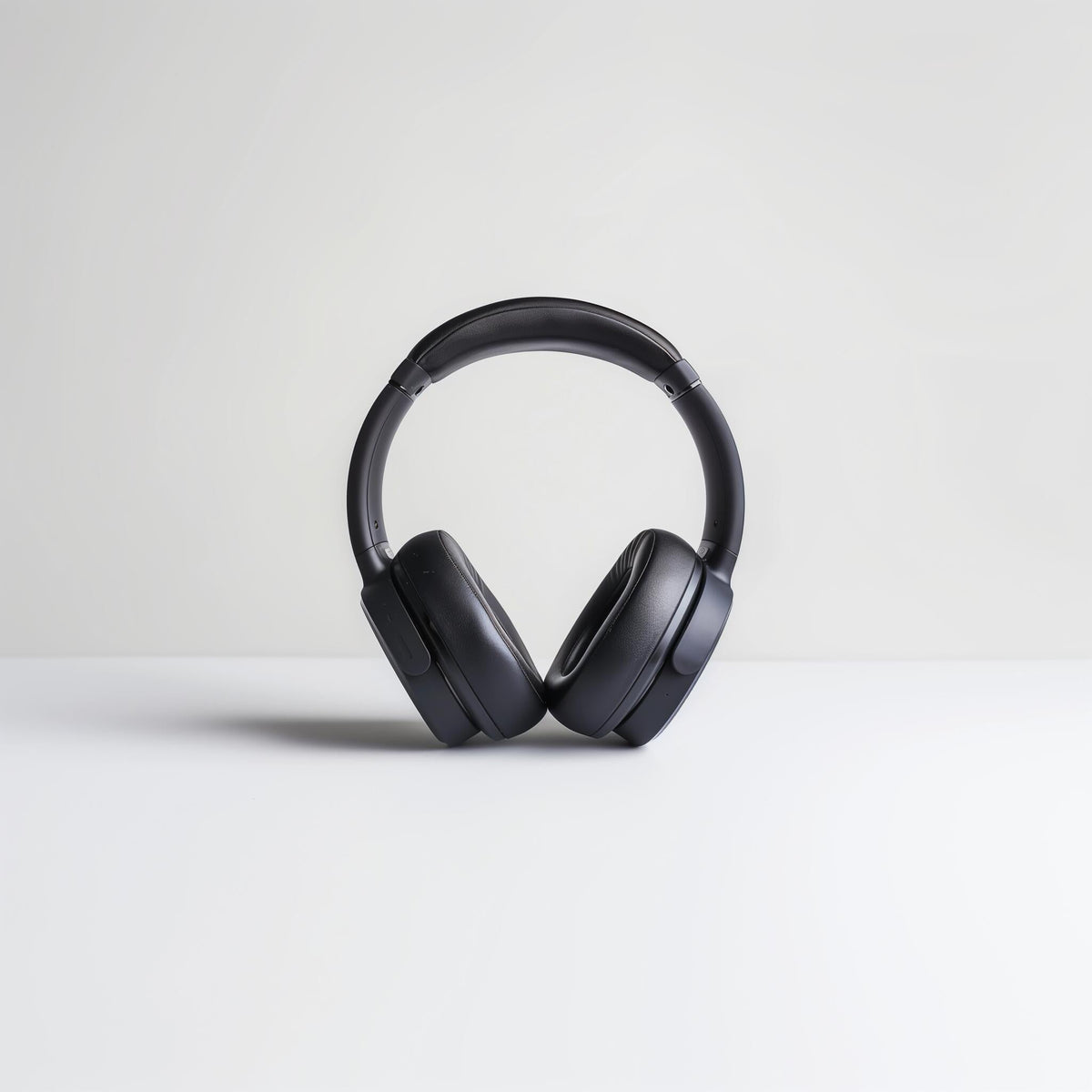 Wireless Over-Ear Headphones – Midnight Black